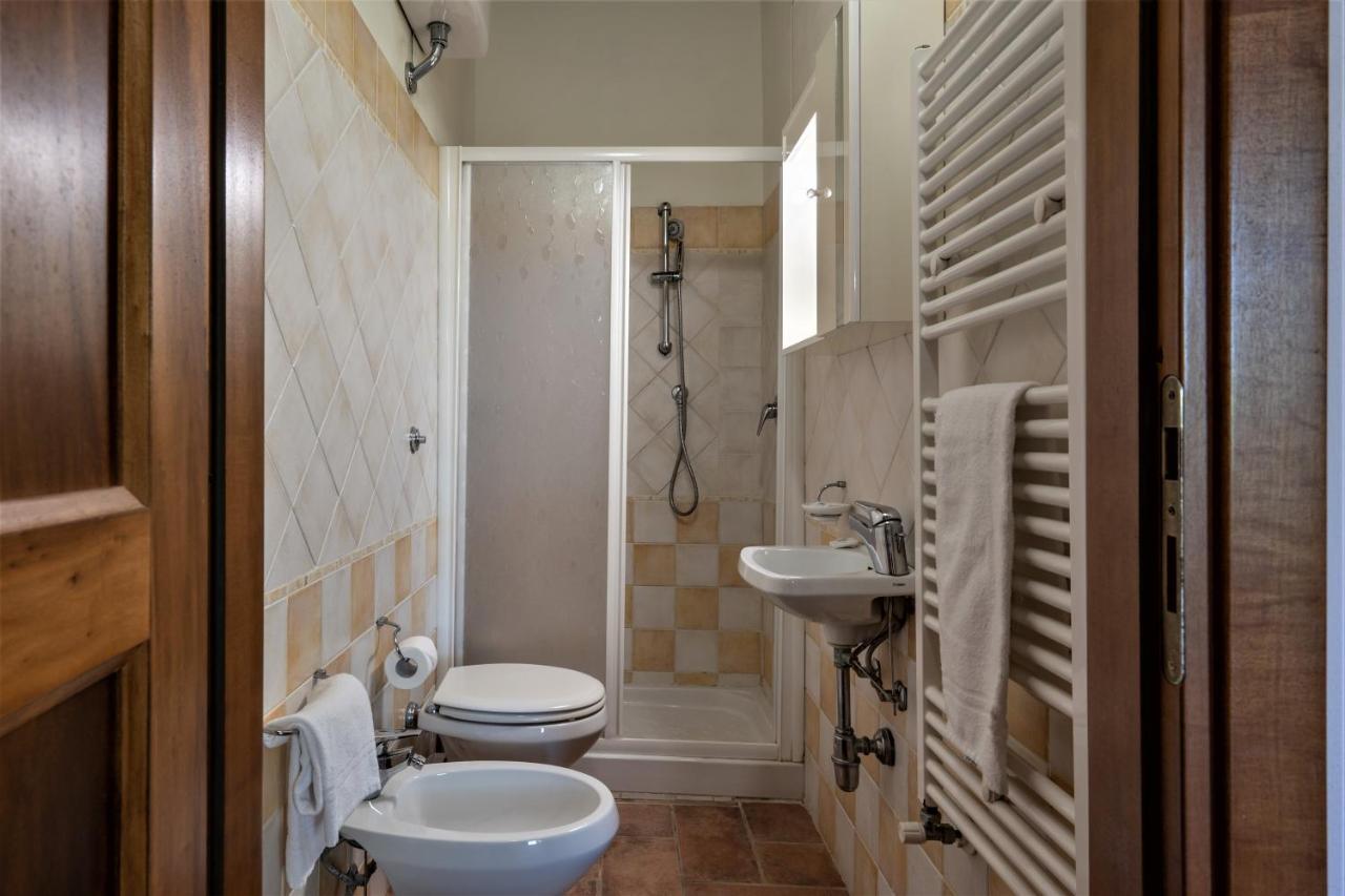 Borgo Il Villino Guest House Casole dʼElsa Exterior foto