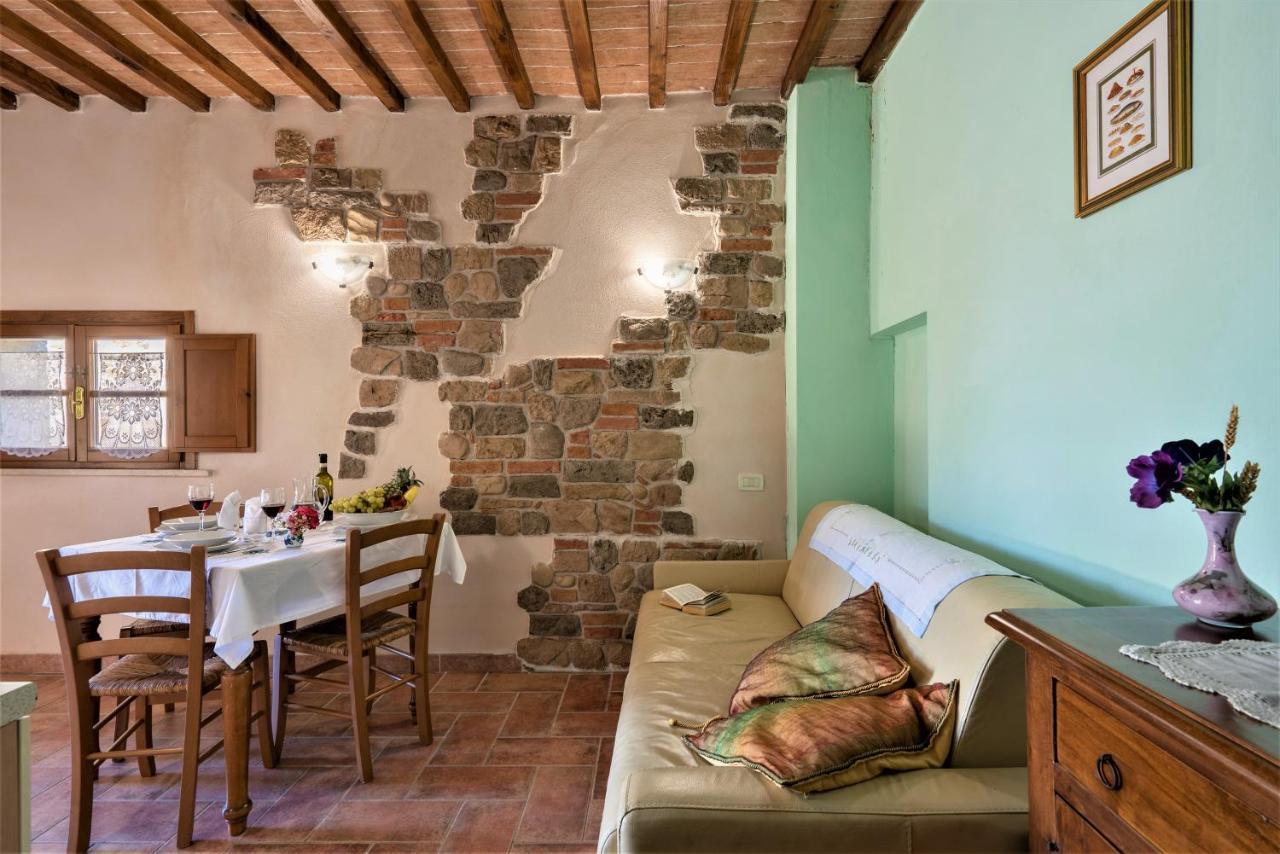 Borgo Il Villino Guest House Casole dʼElsa Exterior foto