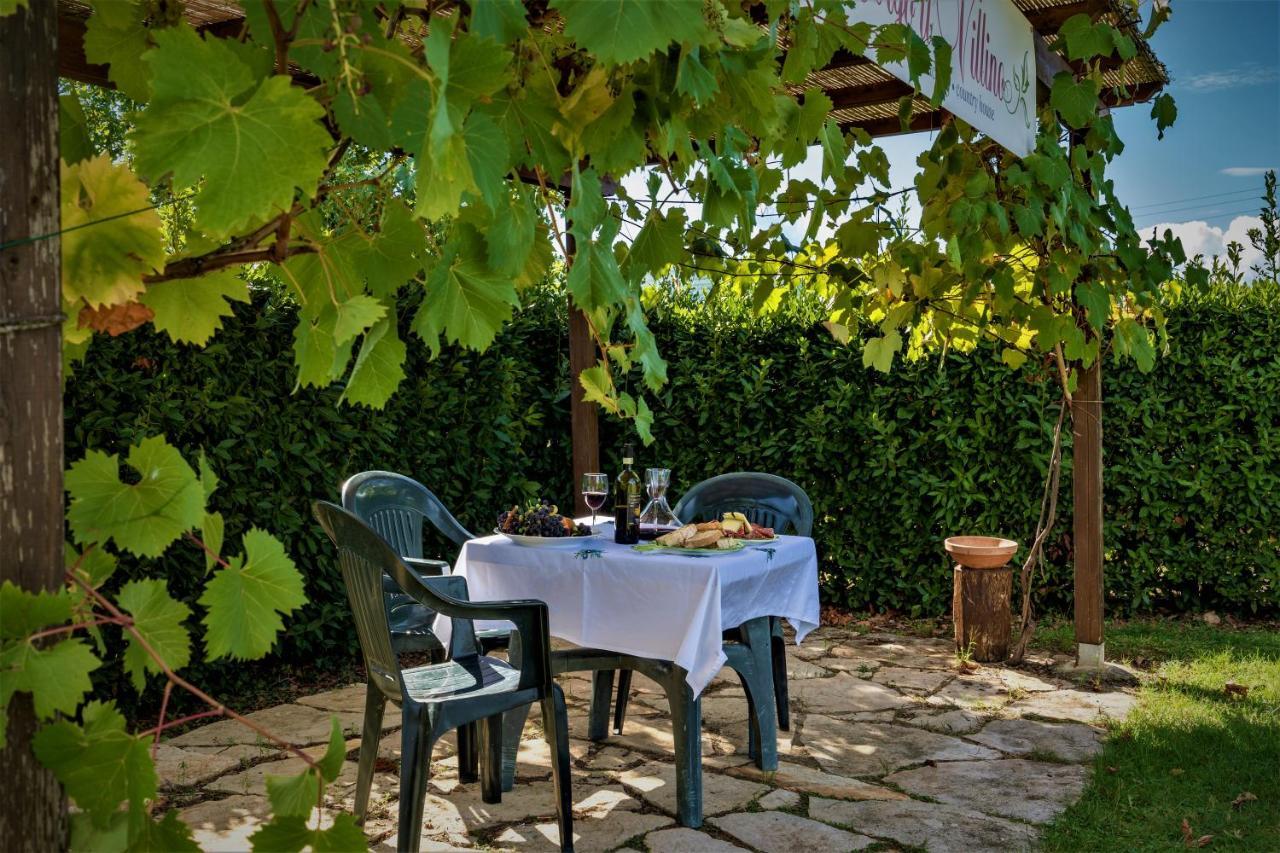 Borgo Il Villino Guest House Casole dʼElsa Exterior foto
