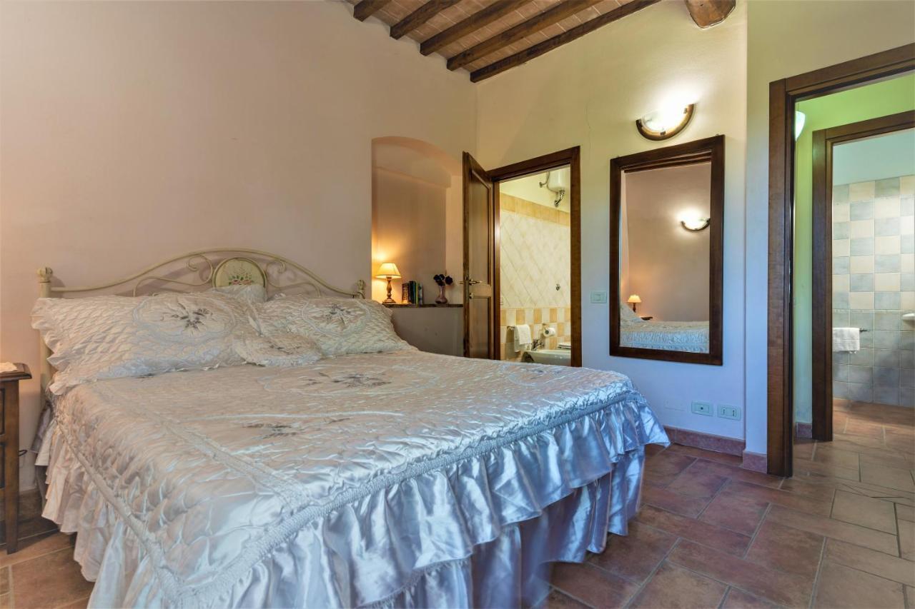 Borgo Il Villino Guest House Casole dʼElsa Exterior foto