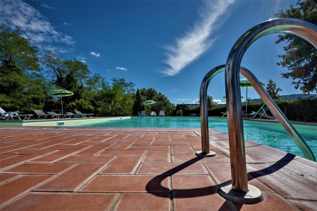 Borgo Il Villino Guest House Casole dʼElsa Exterior foto