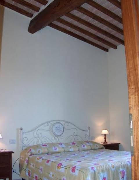 Borgo Il Villino Guest House Casole dʼElsa Exterior foto